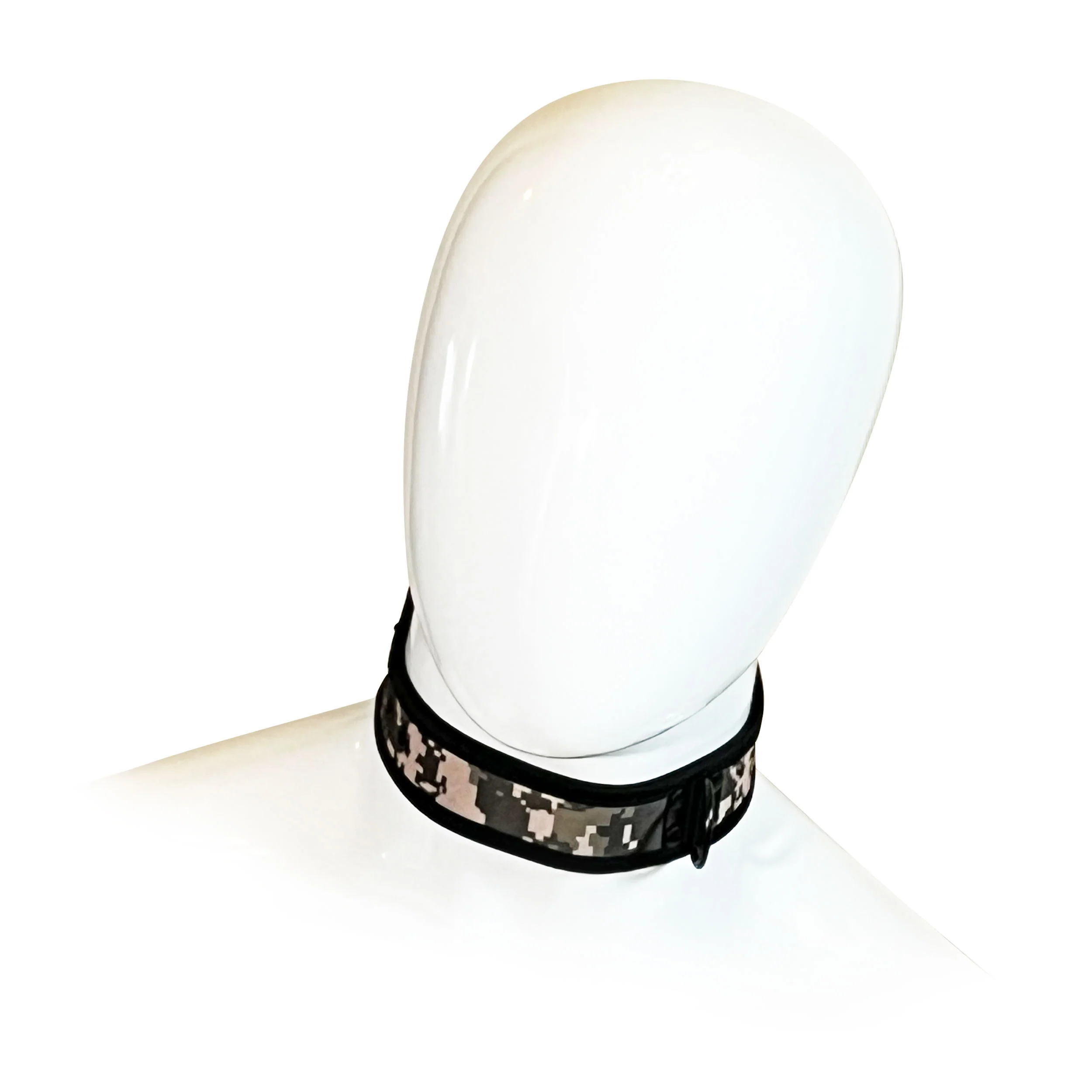 Adjustable Neoprene Collar with D-Ring by Fetish Pleasure Play in Camo and Black - Image 2