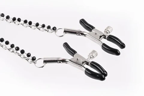 Amor Collar with Nipple Chains and Clamps by Sex & Mischief - Image 3