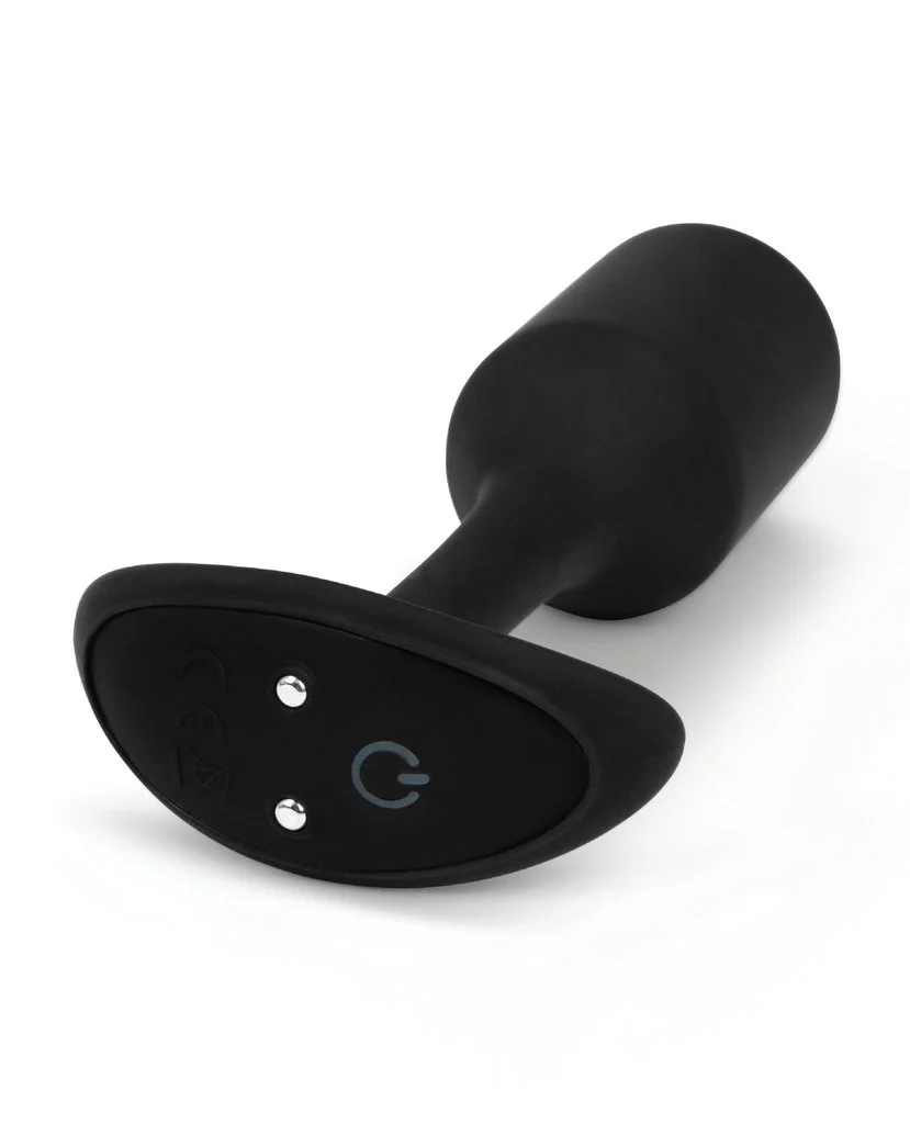 b-Vibe Vibrating Weighted Snug Plug M - Black - Image 2