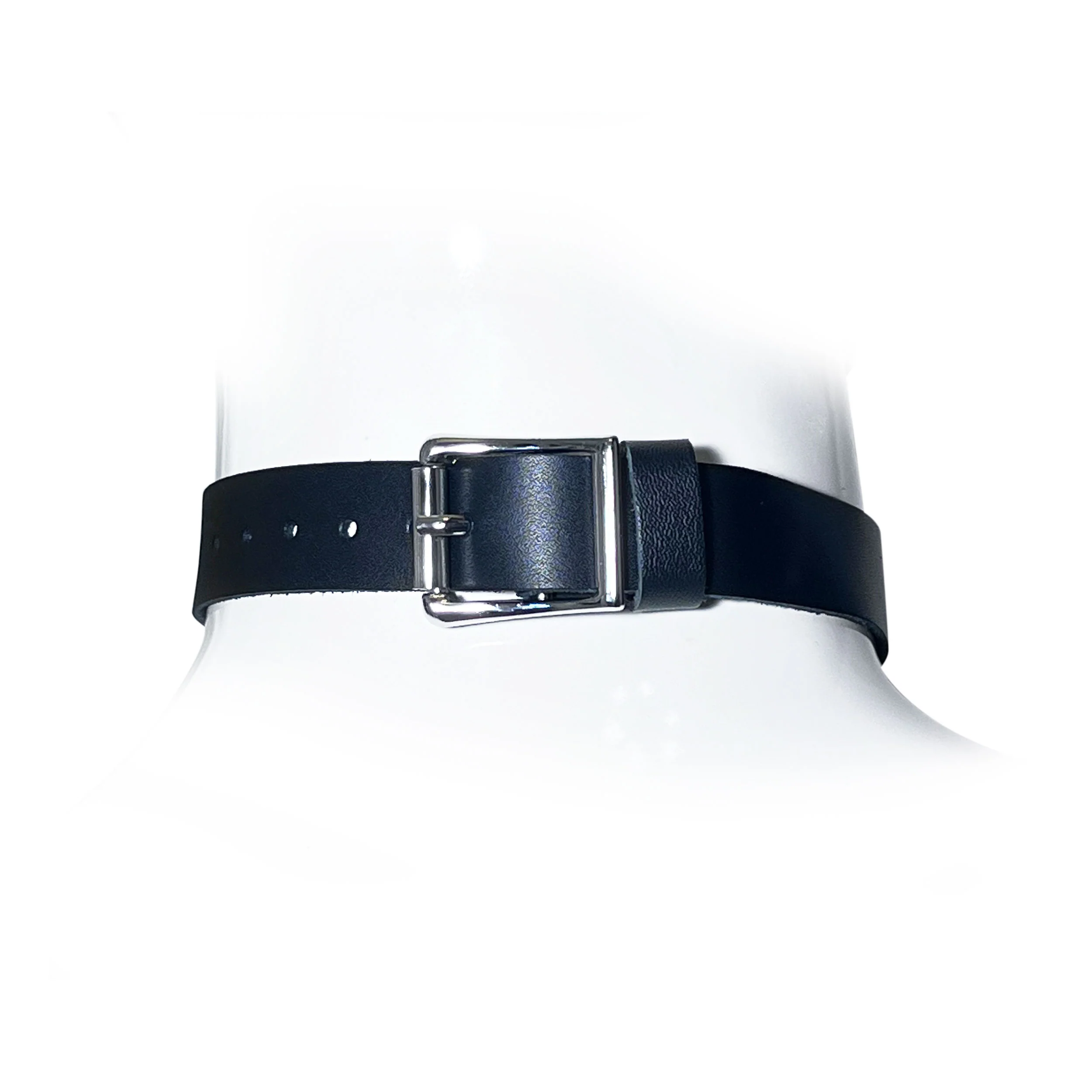 Black Leather Adjustable Collar with Decorative Chains by Fetish Pleasure Play - Image 2