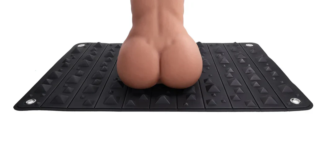 Edge Spiked Punishment Mat - Image 6