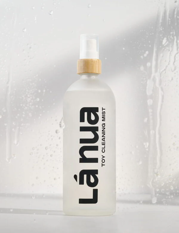 La Nua Toy Cleaning Mist - 3.4oz - Image 2