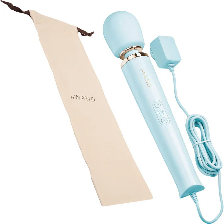 Le Wand Powerful Massage Wand Vibrator in Sky Blue - Image 6