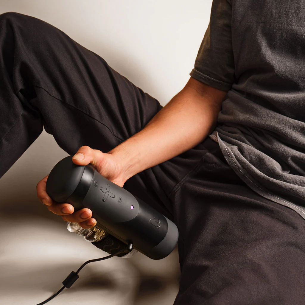 The Handy Automatic Interactive Male Power Stroker Masturbator - Image 7