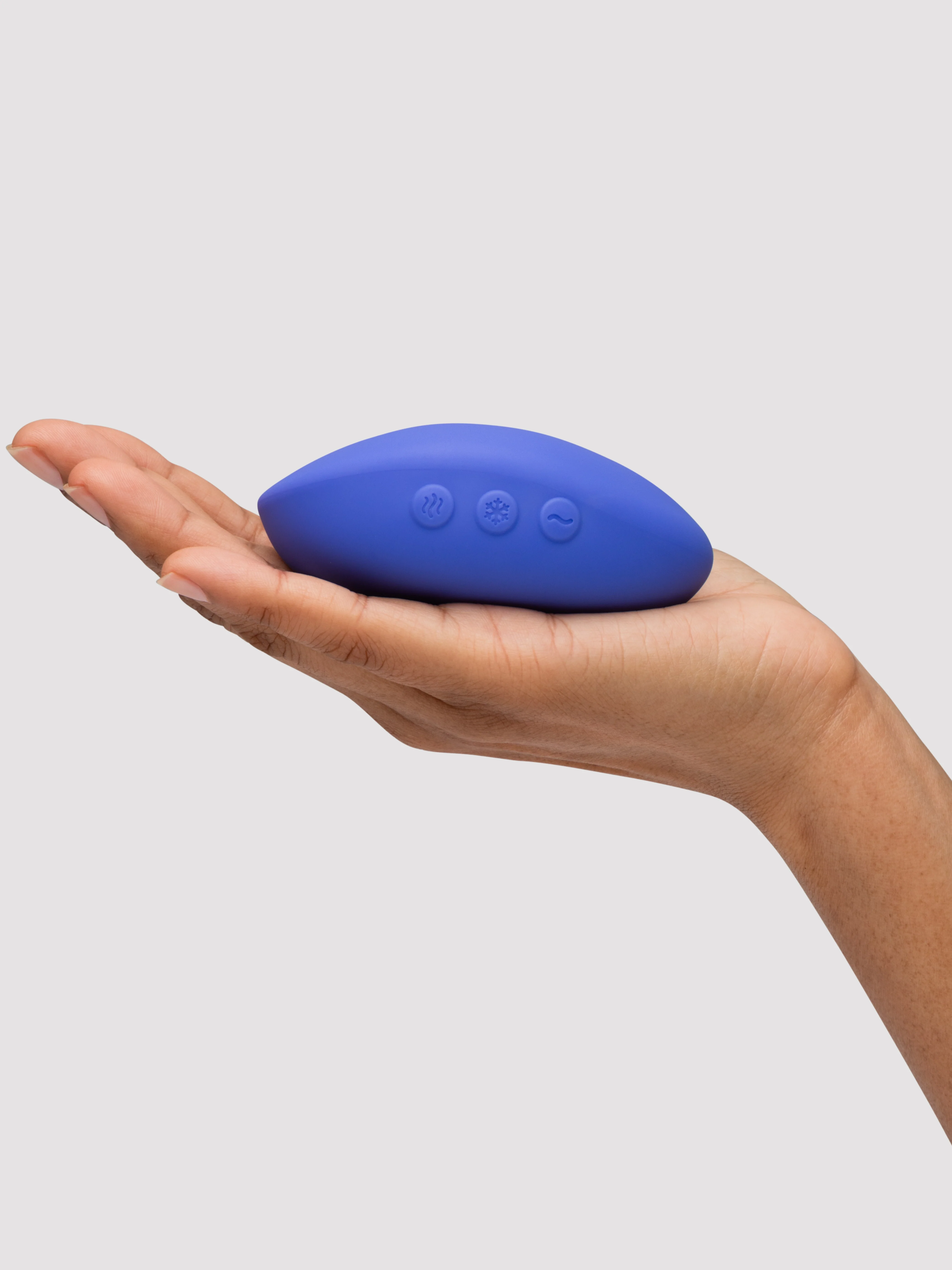 We-Vibe Temp Heating and Cooling Lay-on Vibrator in Lavender Blue - Image 9